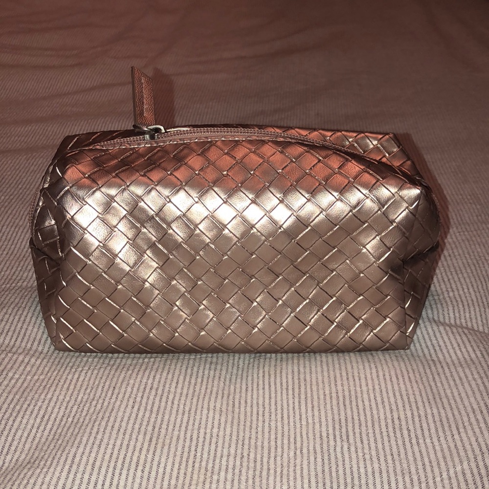 Makeup bag